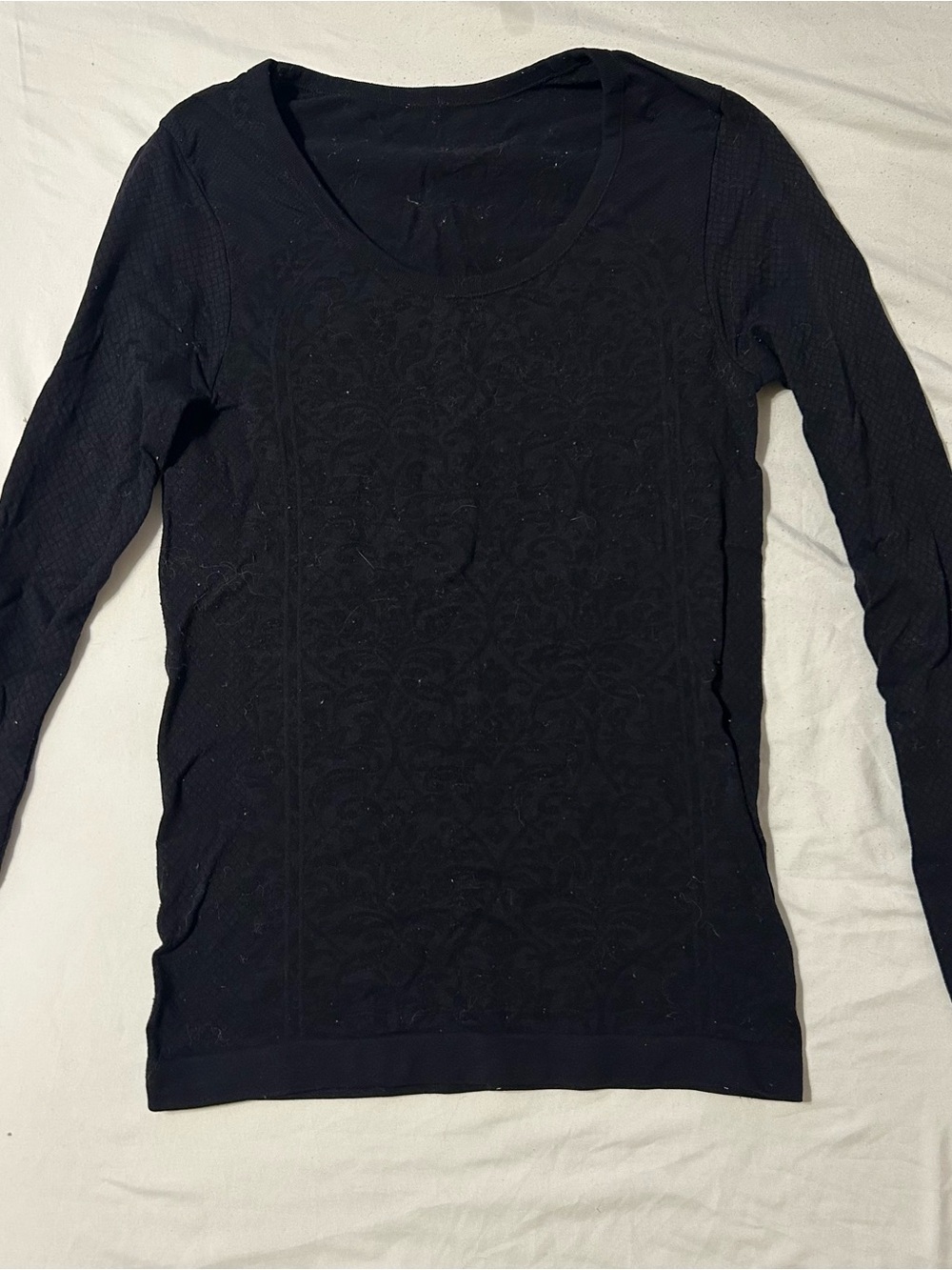 Fabletics Black Long-Sleeve Scoop Neck Top